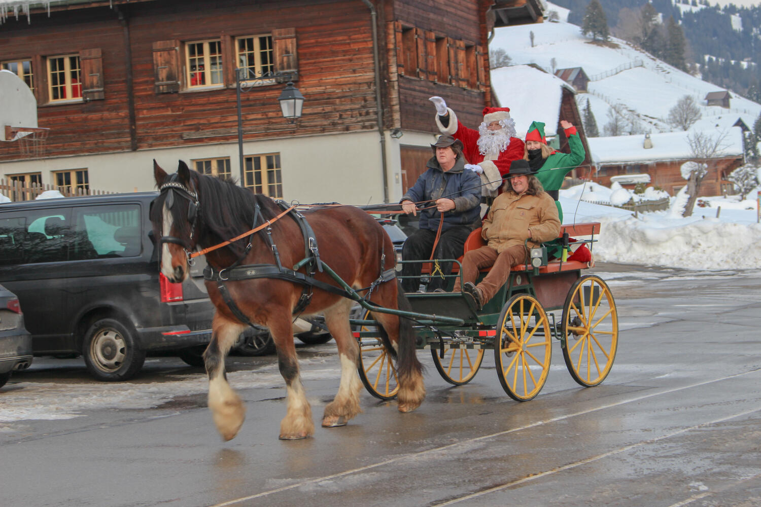 Arrivée du Père-Noël au Pays-d’Enhaut